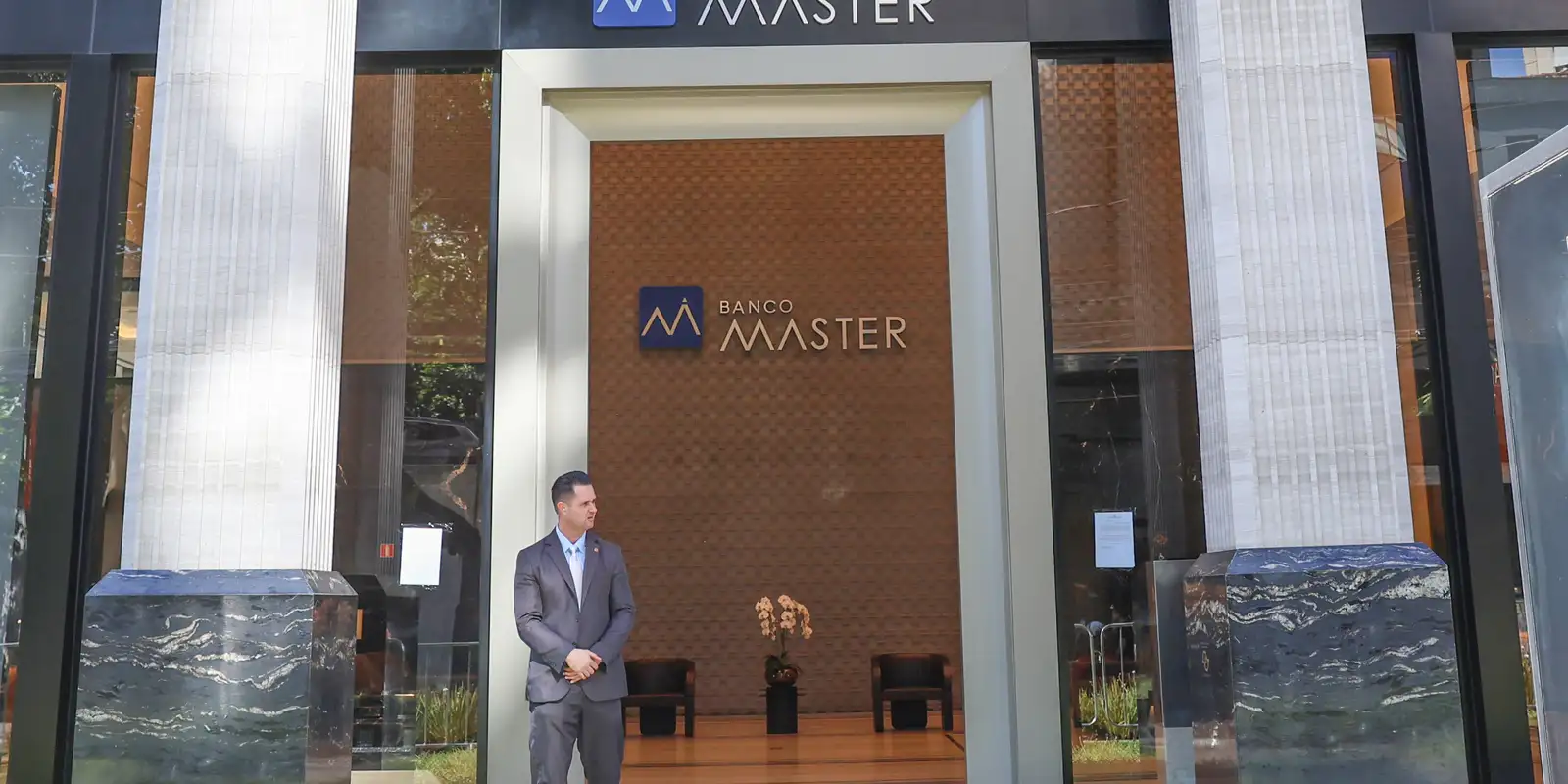 Operação da PF mira negócio entre PreviPaulista e Banco Master